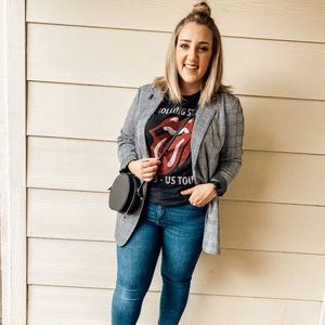 Meet your Posher, Leslie